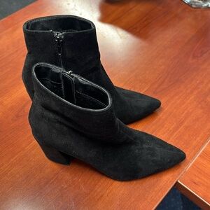 Forever 21 ankle boots size 9 // 1100701